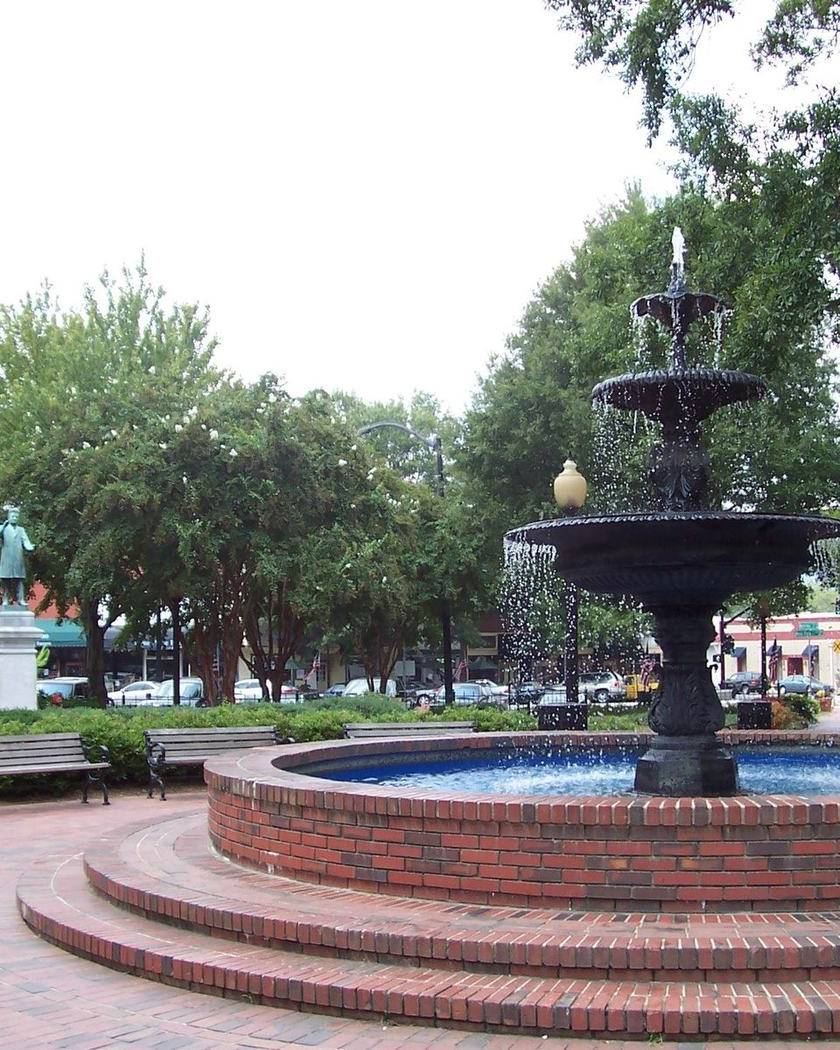 The fountain in Glover Park on Marietta Square, Georgia
